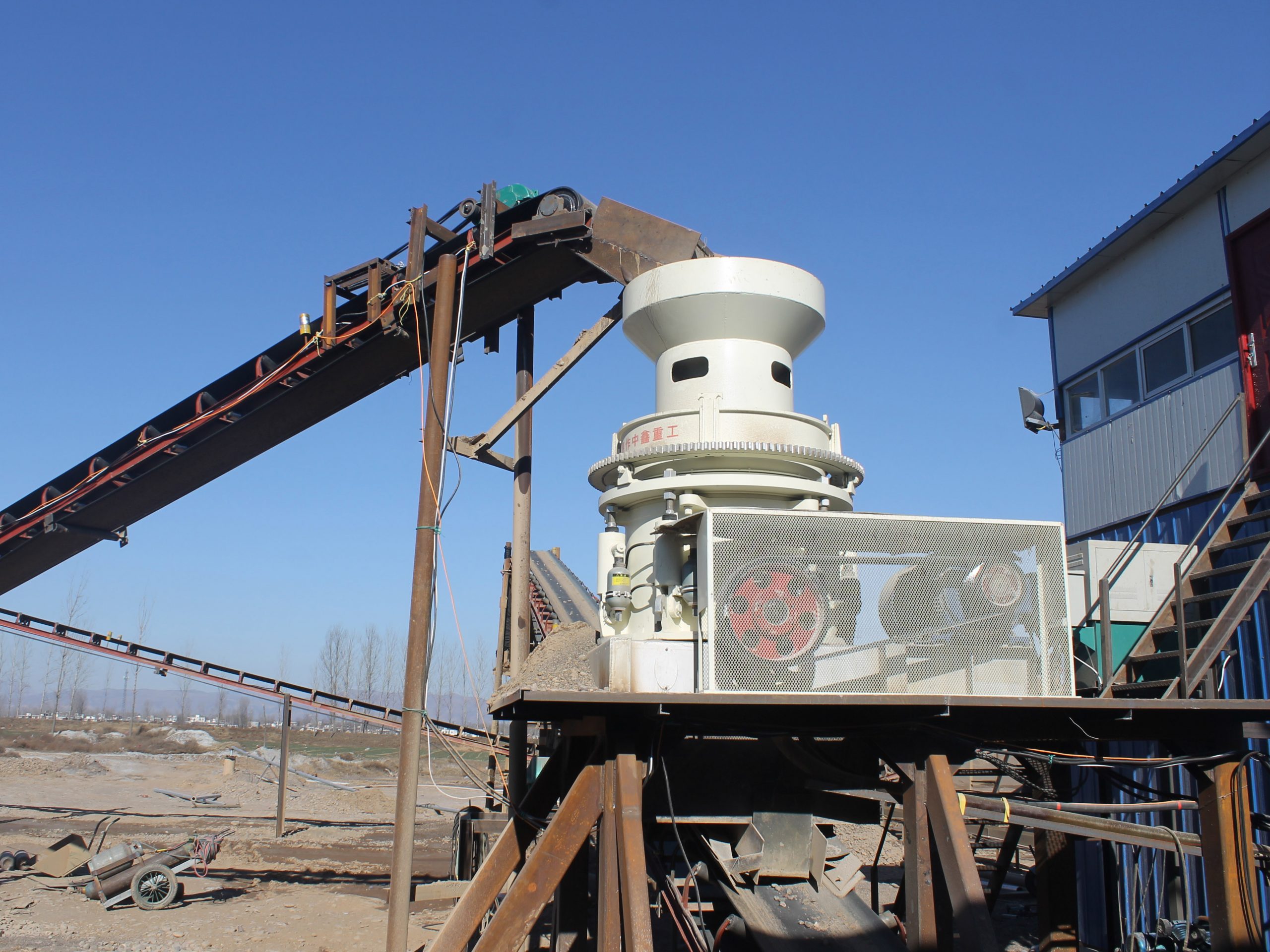 Cone Crusher With Large Capacity