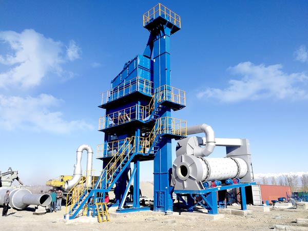 Large asphalt plant